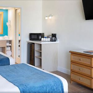 Standard Room Two Double Beds